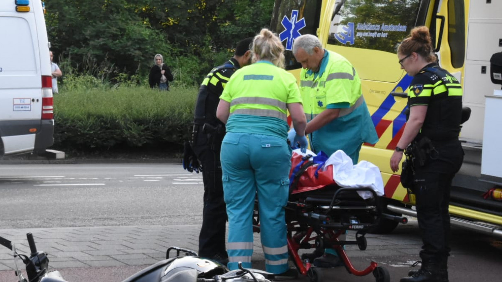 Scooterrijder Gewond Na Botsing Auto In Noord - AT5