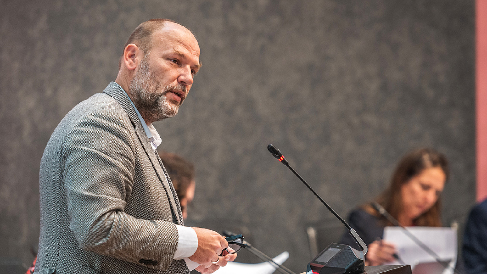 AT5 / Luuk Koenen