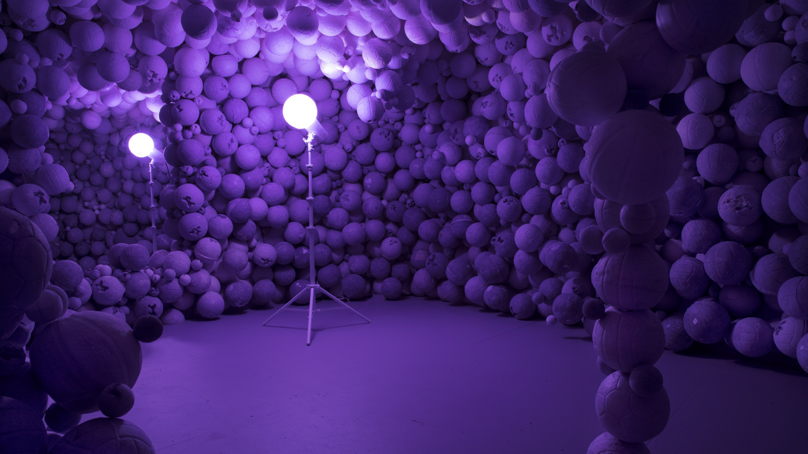 Daniel Arsham - Amethyst Ball Cavern