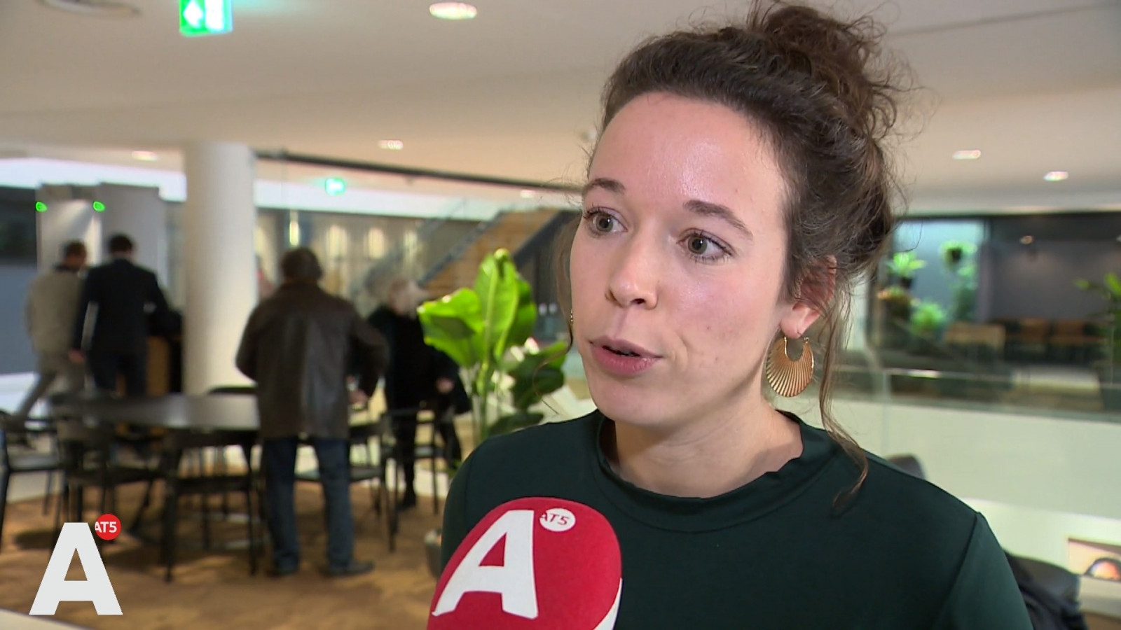 GroenLinks 'zeer Kritisch' Op Nieuw Kraakbeleid - AT5