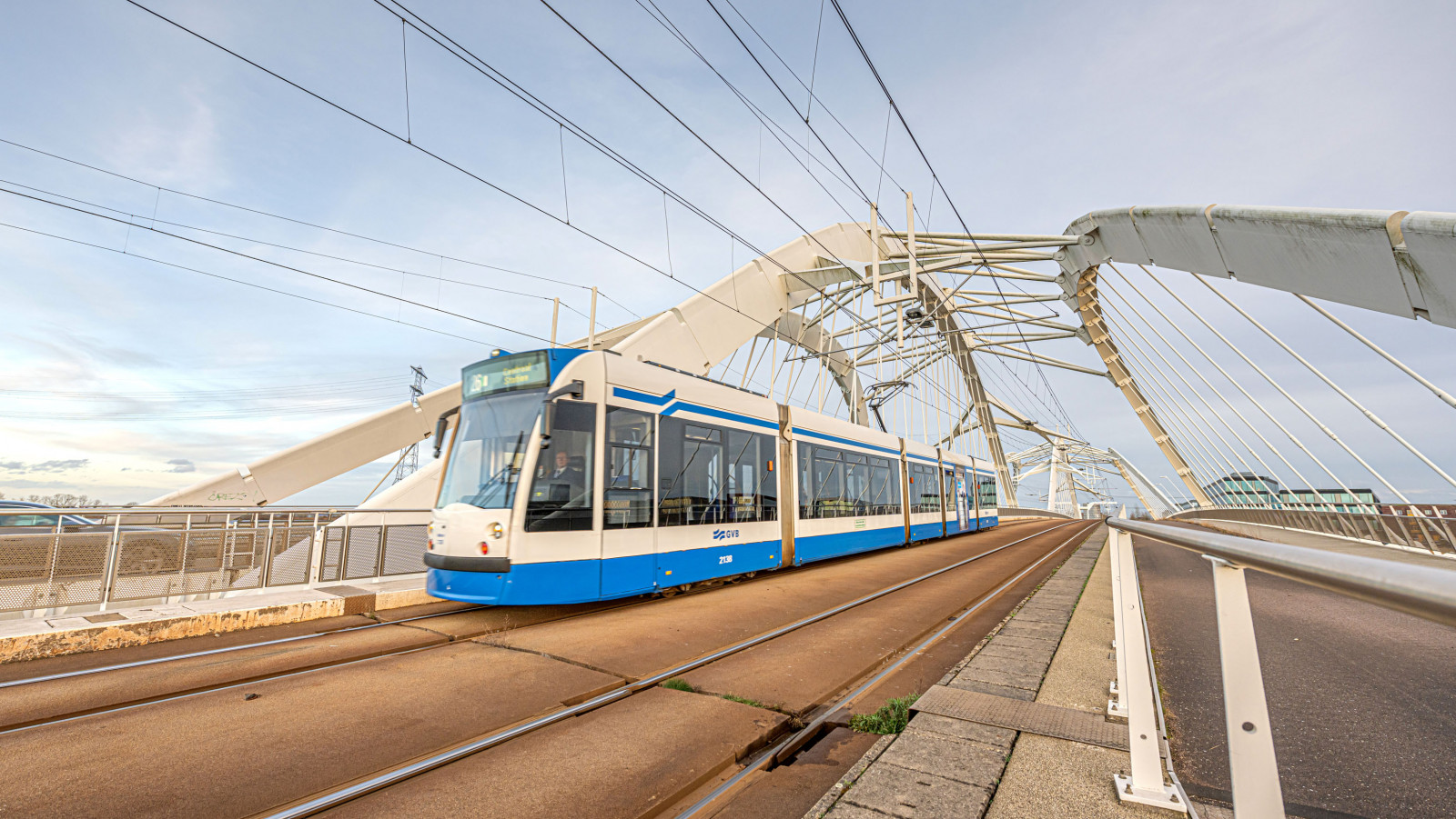 AT5 / Luuk Koenen