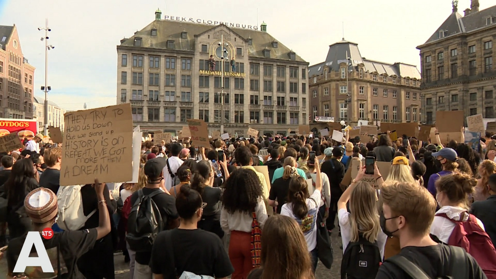 Veel Kritiek Op Beslissing Burgemeester Halsema Om Demonstratie Door Te ...