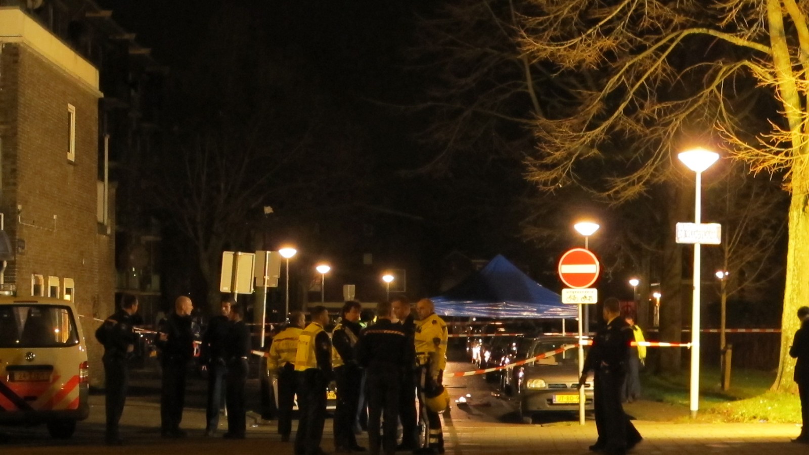 Update: Slachtoffer schietpartij in Slotermeer in ziekenhuis overleden