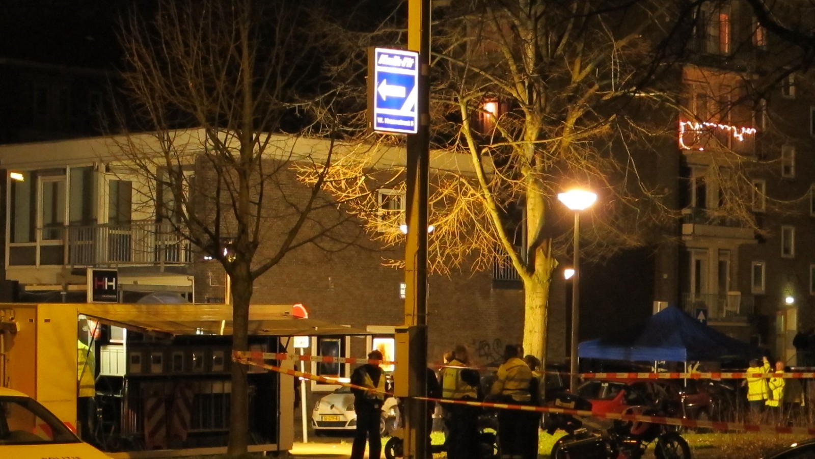 Update: Slachtoffer schietpartij in Slotermeer in ziekenhuis overleden