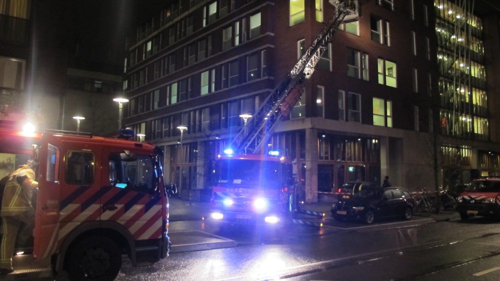 Vijf gewonden bij brand in kliniek Eerste Constantijn Huygensstraat