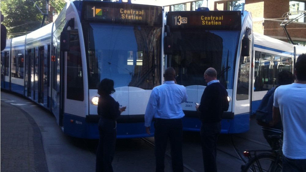 Trams Botsen Op Nieuwezijds Voorburgwal AT5