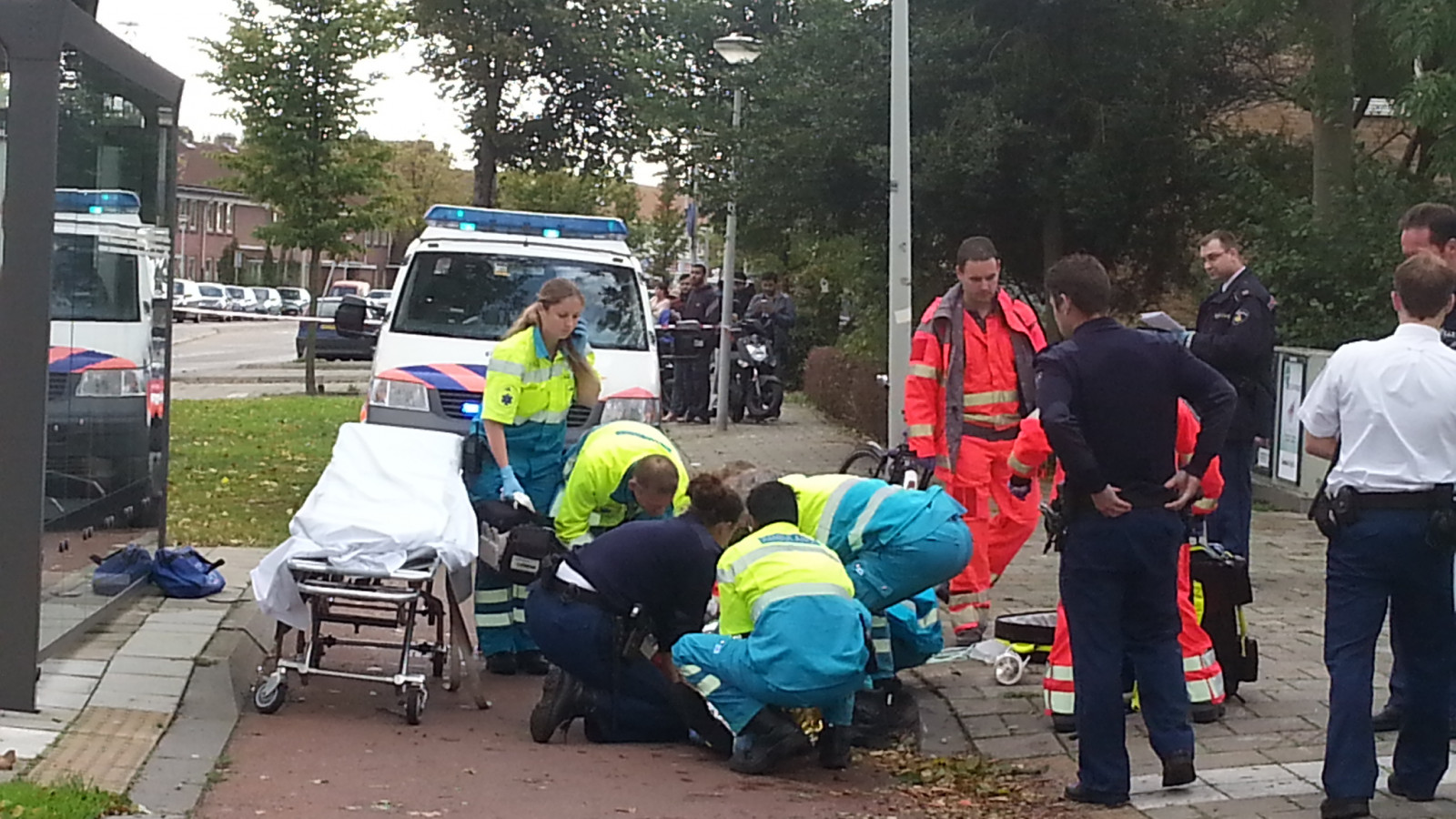 Fietser zwaargewond bij ongeluk Kamperfoelieweg in Noord