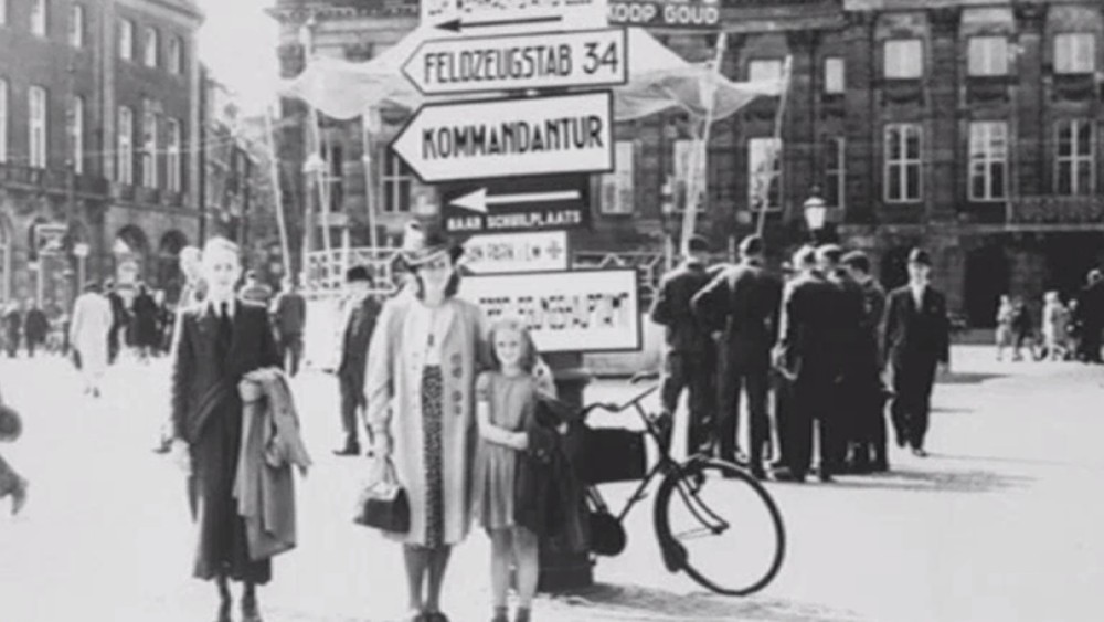 [Video] Fotoroute over Duitse bezetting Amsterdam - AT5