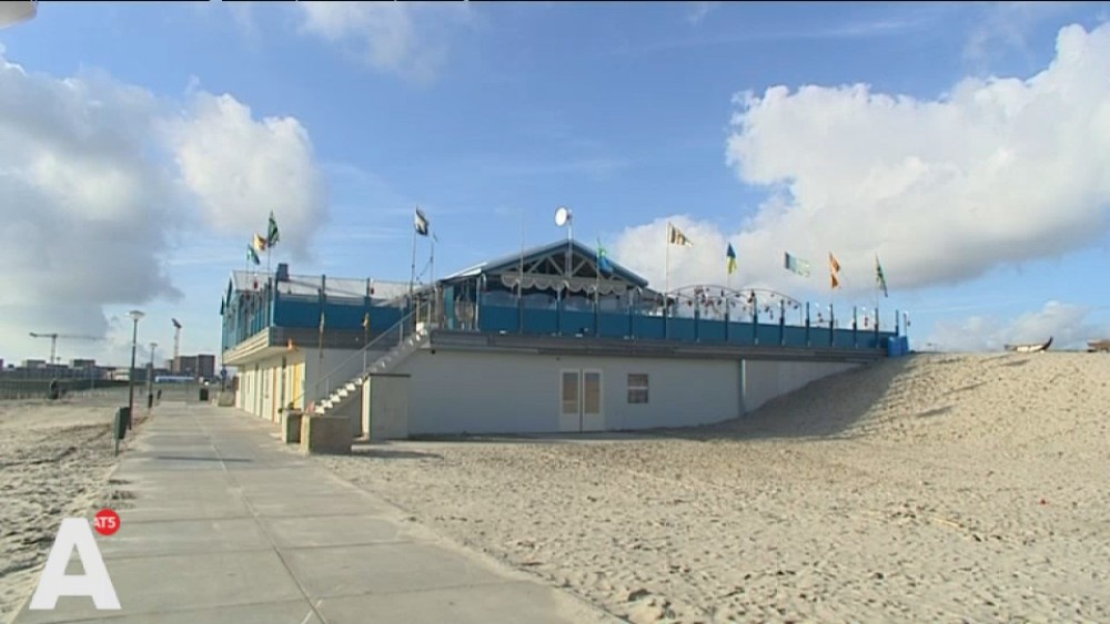 Strandtent Blijburg Is Terug En Mag 12 Jaar Blijven AT5