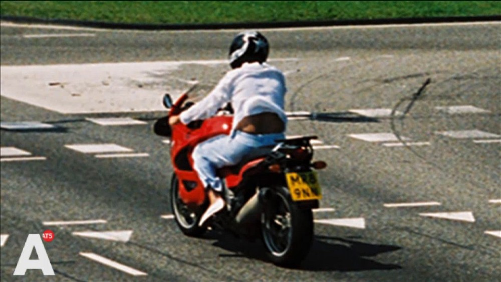 Acht tips over rode motor bij liquidatie Cor van Hout AT5