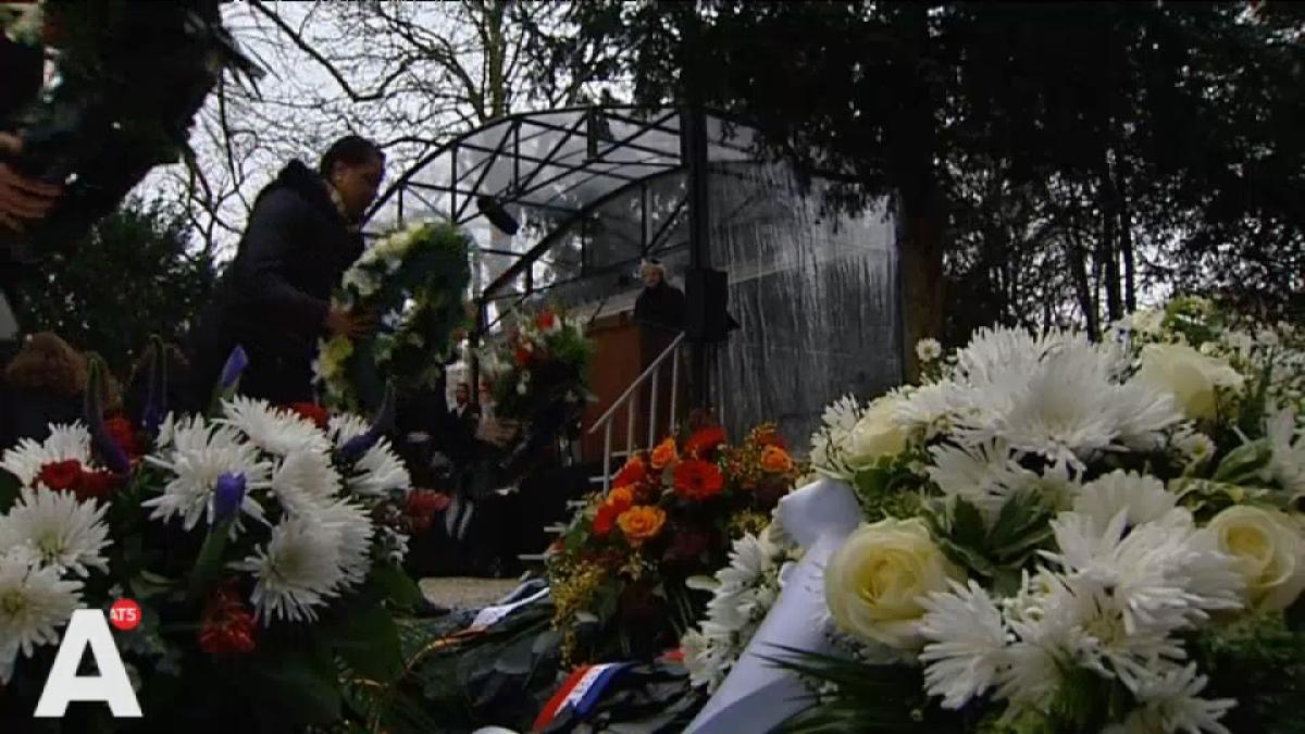 Amsterdamse Bloeme Evers-Emden (89) overleden - AT5