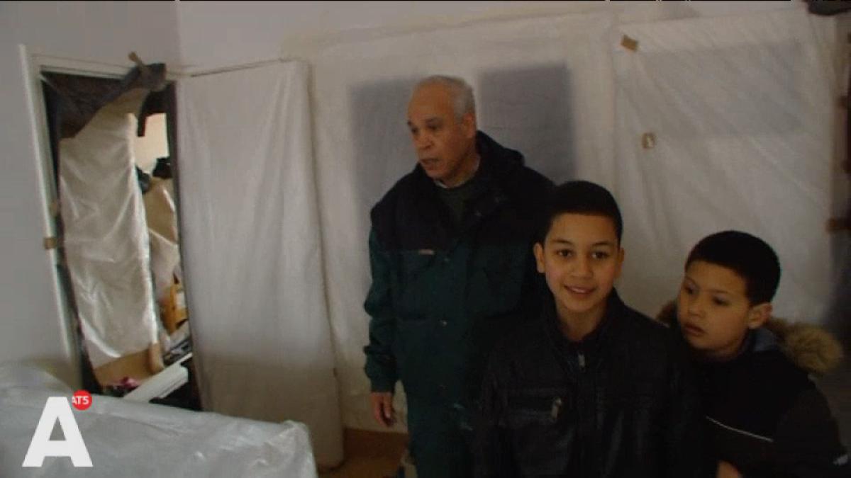 Bewoners Geuzenveld tussen troep en asbest: 'Ze hebben ons belazerd'