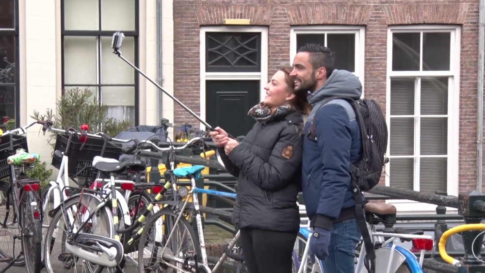 Amsterdam Informeert: Je Woning Verhuren Aan Toeristen - AT5