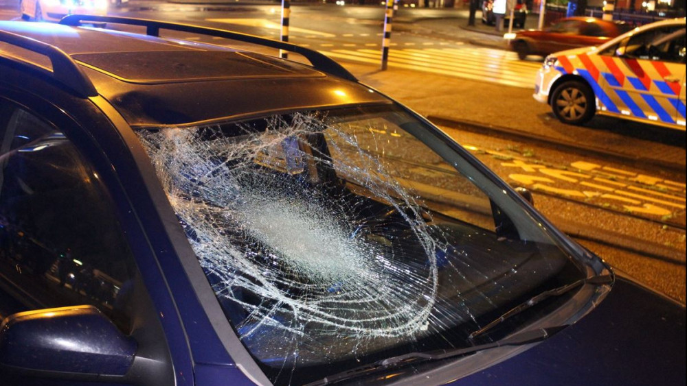 Fietsster Ernstig Gewond Na Aanrijding Met Auto In Zuid - AT5