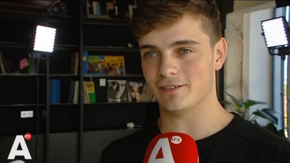 “Martin Garrix dazzles Zuidas with spectacular fireworks show”