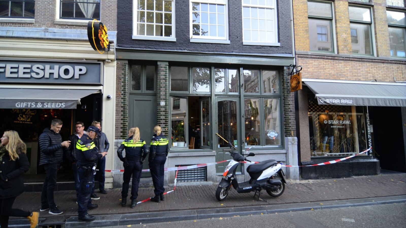 Restaurant Haarlemmerstraat meerdere keren beschoten