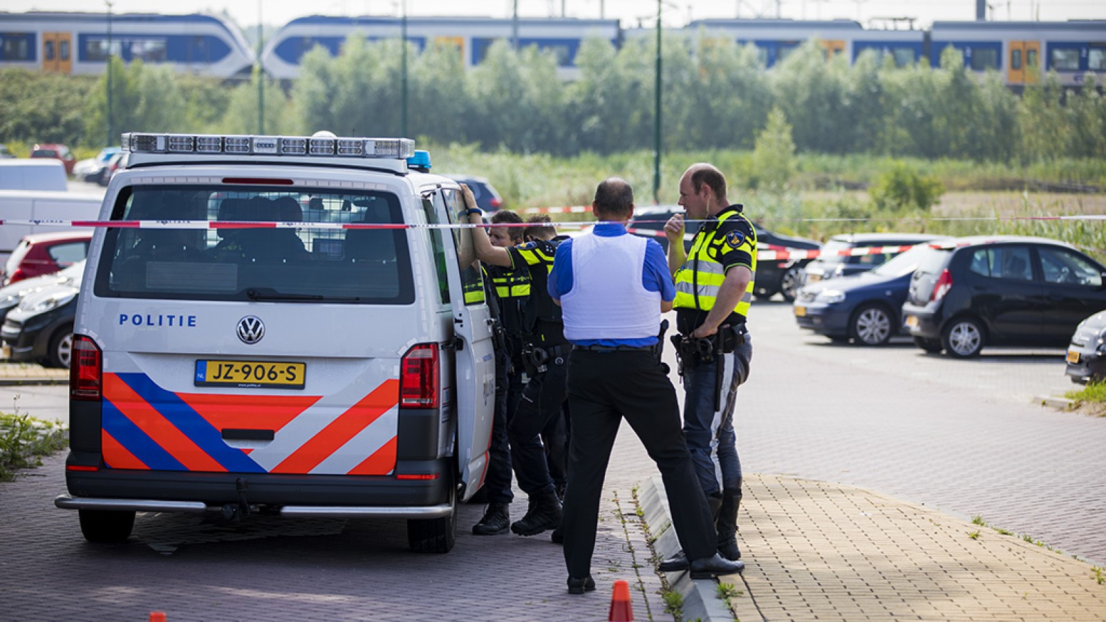 Amsterdammer doodgeschoten bij station Breukelen
