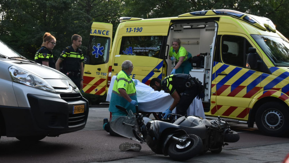 Scooterrijder Gewond Na Botsing Auto In Noord - AT5