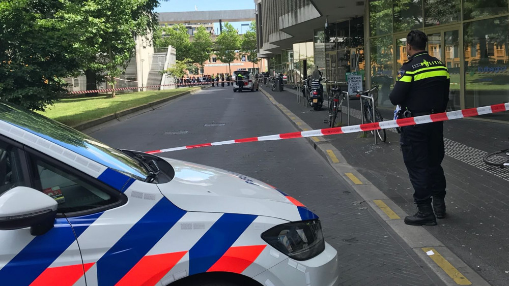 Ruzie Mondt Uit In Steekpartij In Zuidoost - AT5