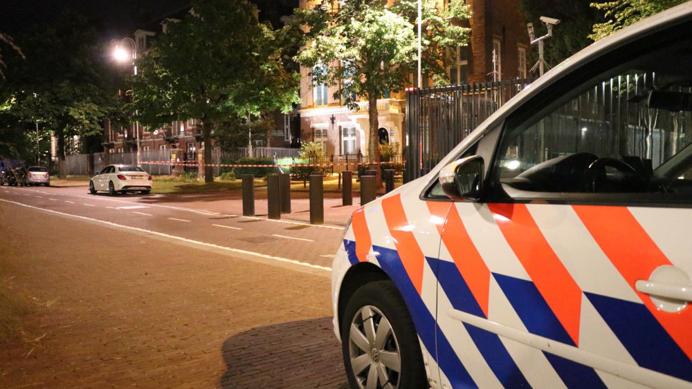 Politie Lost Waarschuwingsschot Bij Aanhouding Na Brand Turks Consulaat ...