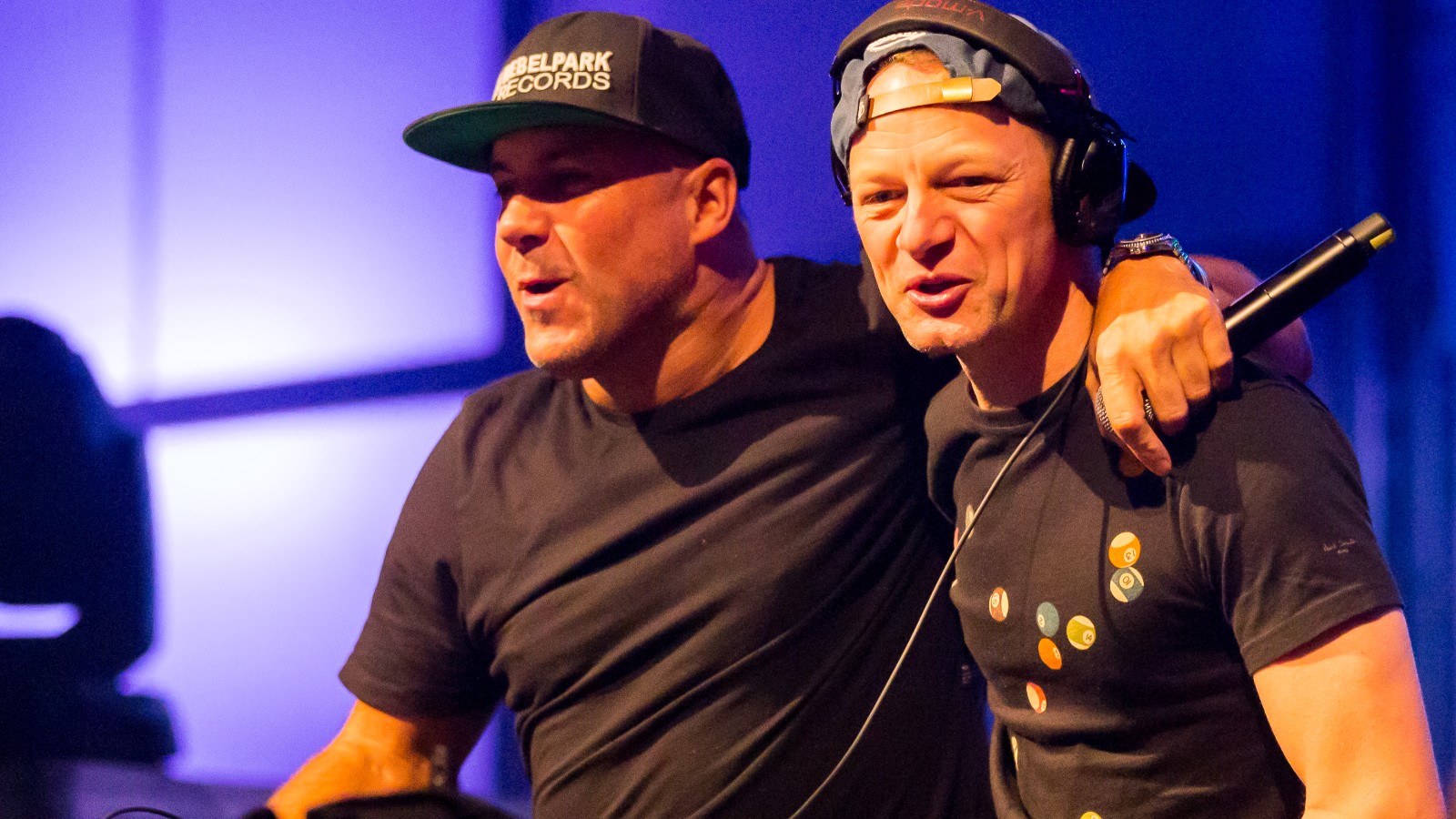 Weigeren in het geheim Centimeter Charly Lownoise & Mental Theo verkopen Ziggo Dome in paar uur uit - AT5 Weigeren in het geheim Centimeter Charly Lownoise & Mental Theo verkopen Ziggo Dome in paar uur uit - AT5