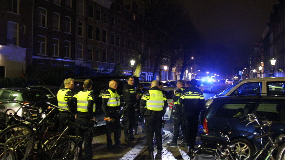 Heftige Achtervolging Politie Eindigt In Doodlopende Straat - AT5