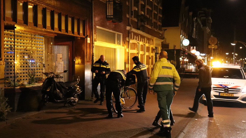 Twee Gewonden Na Botsing Tussen Fietser En Scooterrijder Op Overtoom - AT5