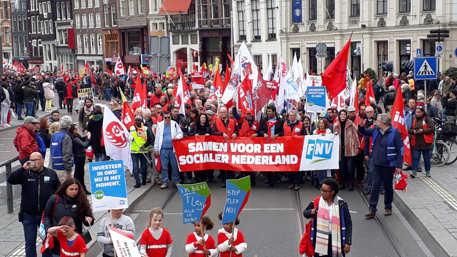 FNV optocht Amsterdam Dag van de Arbeid