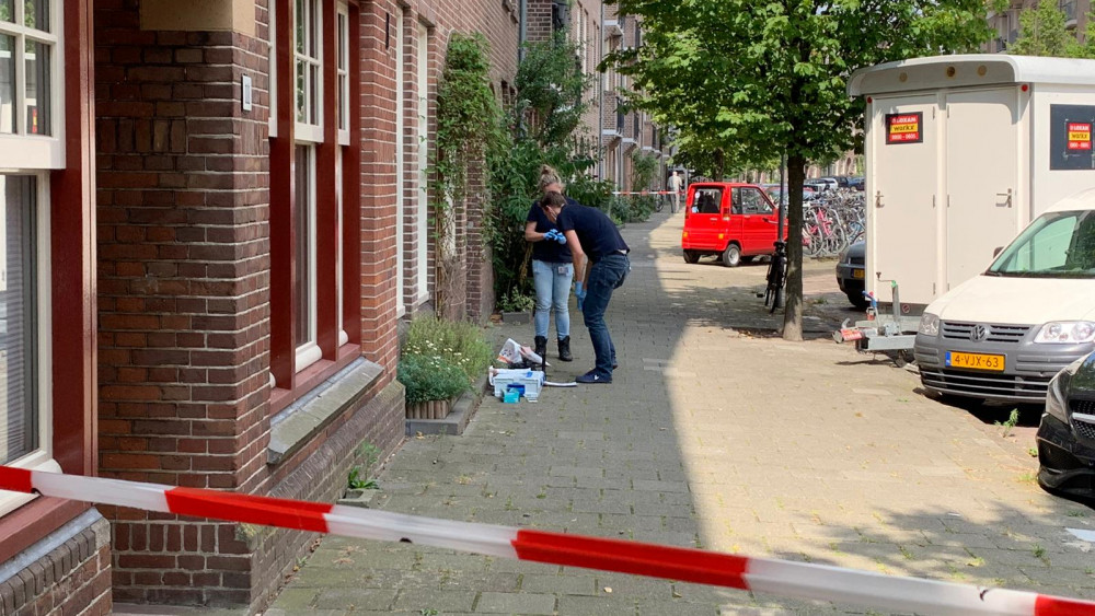 Drietal In Woning Spaarndammerbuurt Aangehouden Na Overval Op ...