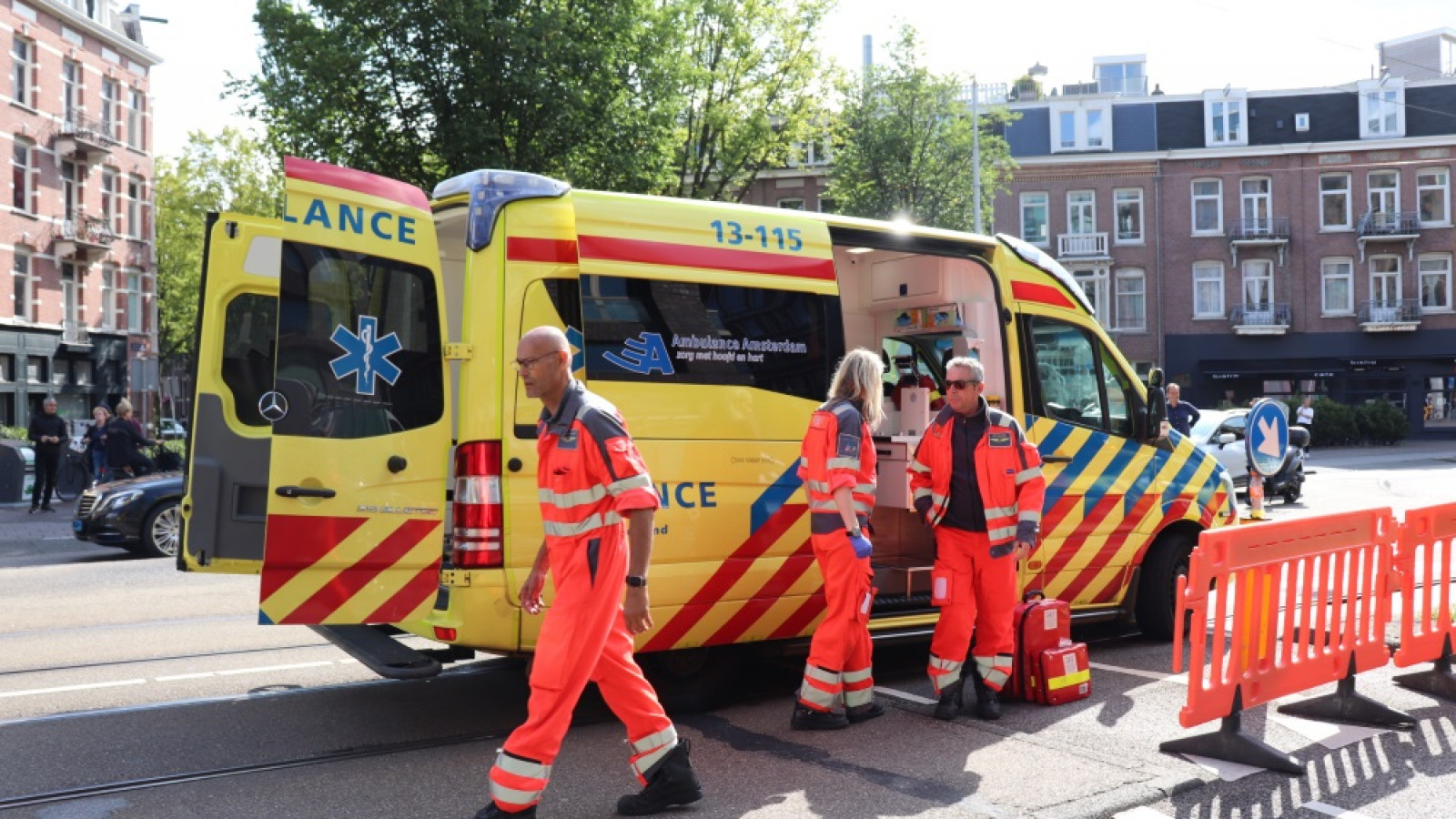 Bouwvakker gewond na val in pand Eerste Constantijn Huygensstraat