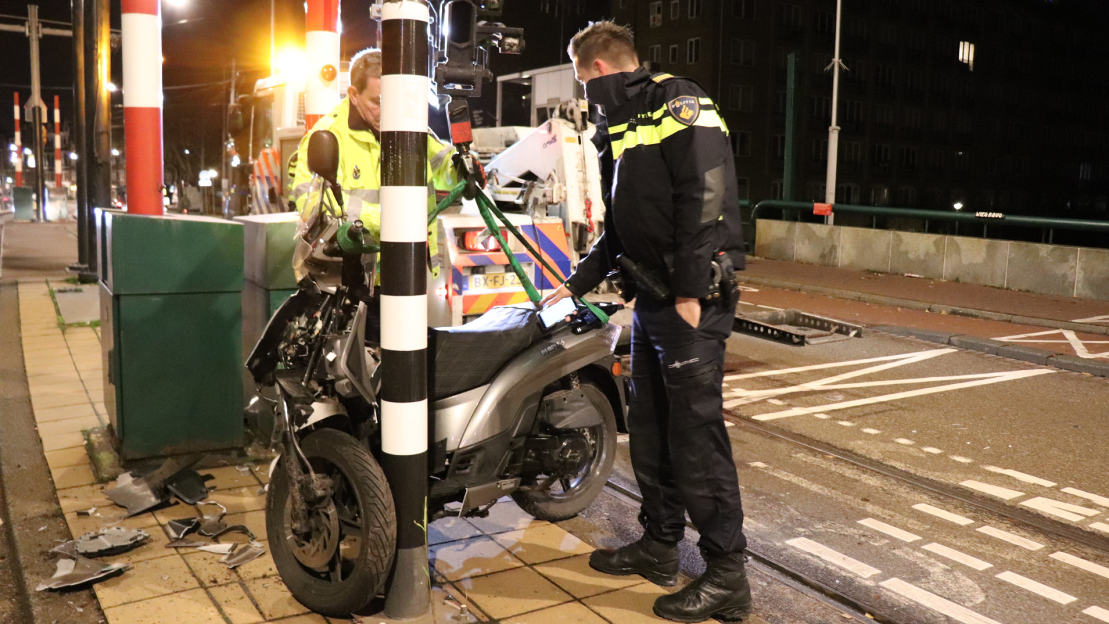 Ongeval met scooterrijder De Clercqstraat