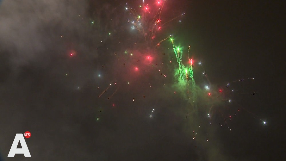 'Burgemeesters pleiten voor oud en nieuw zonder vuurwerk' AT5