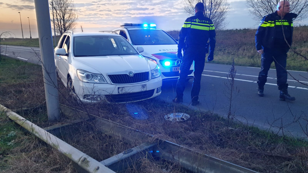 Automobilist Klemgereden Na Doorrijden Ongeval In Osdorp - AT5