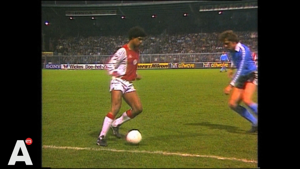 European Scenes on X: Ajax vs. Hajduk Split at Olympisch Stadion  Amsterdam. Champions League 1994-1995  / X