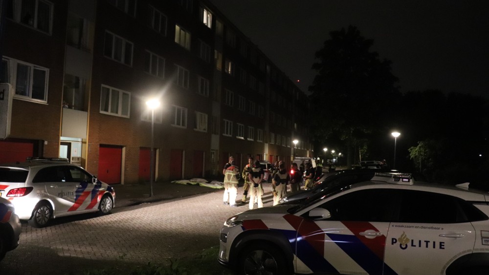 Politie Onderzoekt Overlijden Baby In Woning In Noord, Vrouw ...