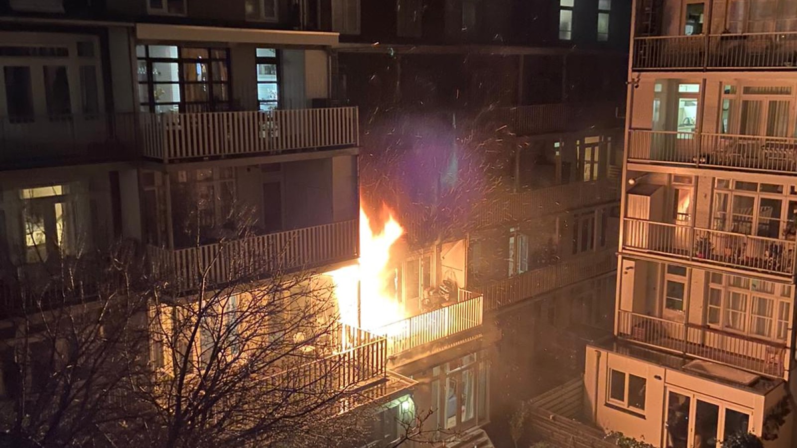 Brand in woning op Pieter Langendijkstraat