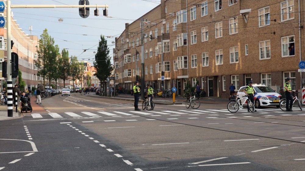 Honderden+deelnemers+aan+protestmars+in+Dordrecht+tegen+Chemours