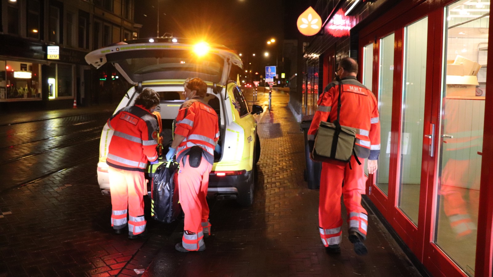 Steekpartij bij huisfeest aan Marie Heinekenplein