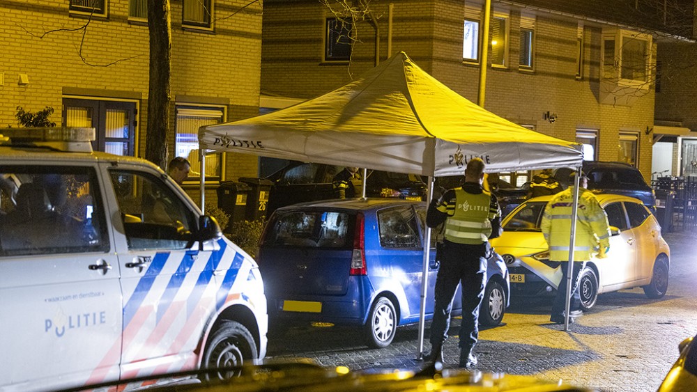 Twee Gewonden Bij Woningoverval In Diemen - AT5