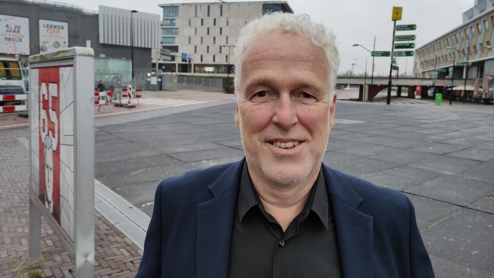 Wouter de Vries, broer van Peter R.: "Het is een rotjaar geweest" - AT5