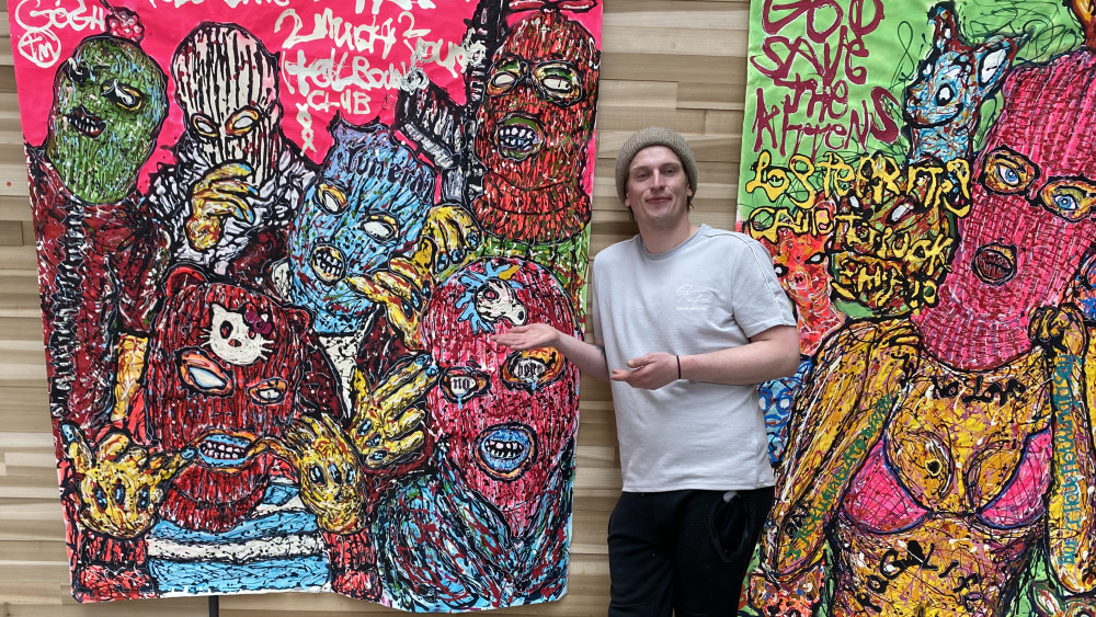 Son Theo van Gogh debuts with his own art exhibition: “Just call me Lieuwe”