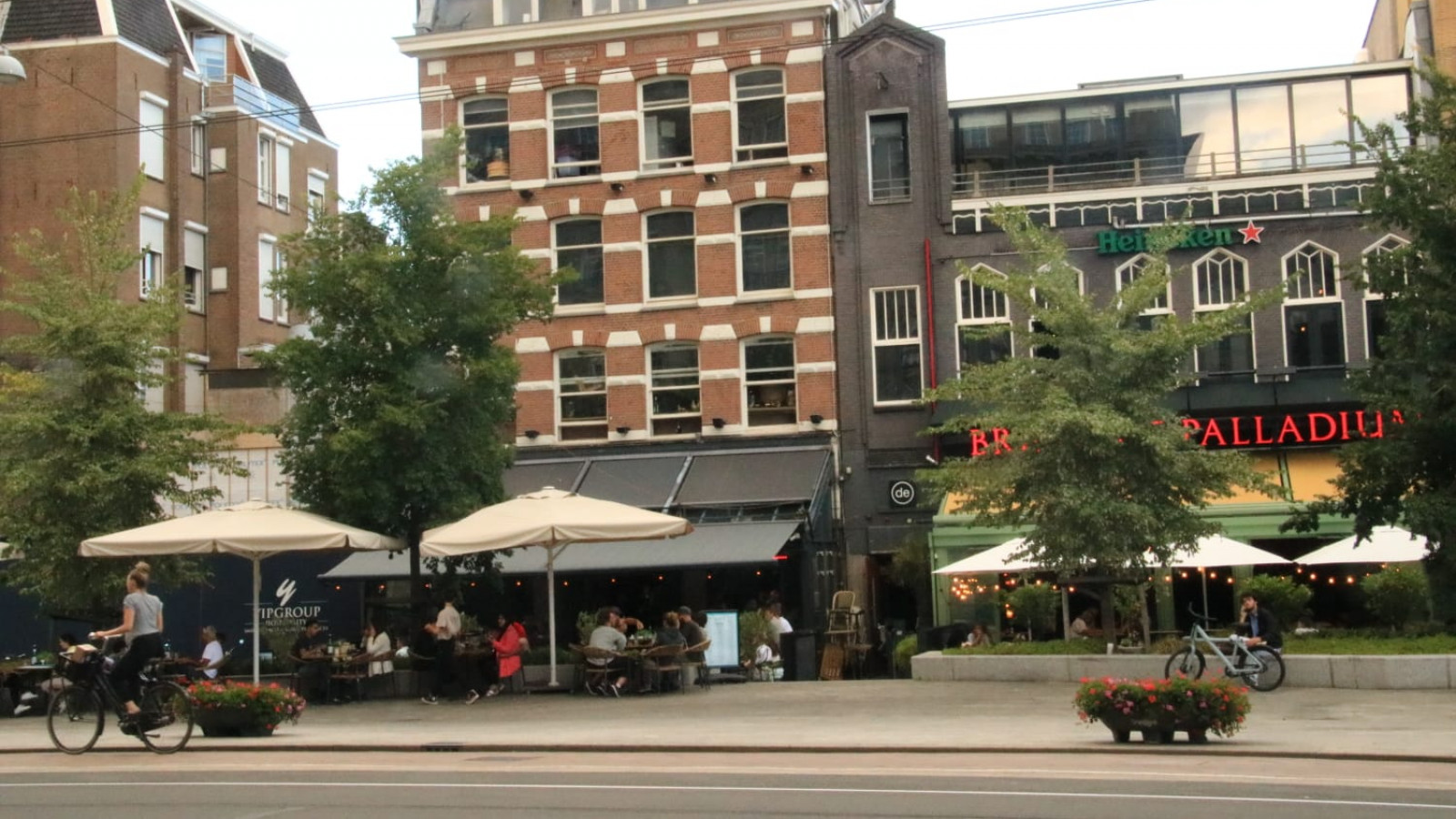 Café in the City ging vlak na de explosie weer open