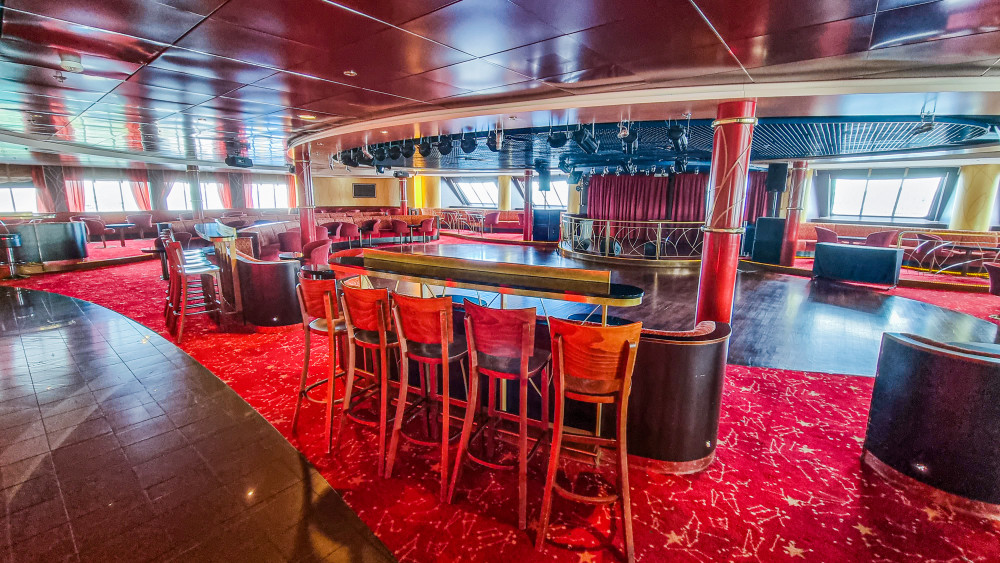 JA21: cruiseschip bij Coentunnel ‘perfecte plek’ voor erotisch centrum