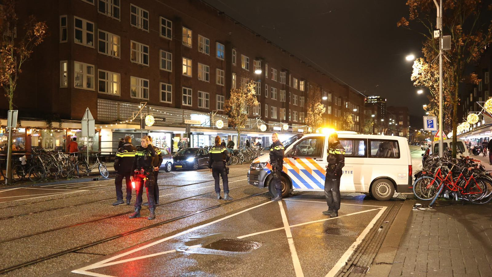 Feest op Mercatorplein na overwinning Marokko