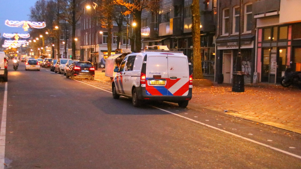 Politie Lost Waarschuwingsschoten Bij Aanhoudingen Dapperplein - AT5