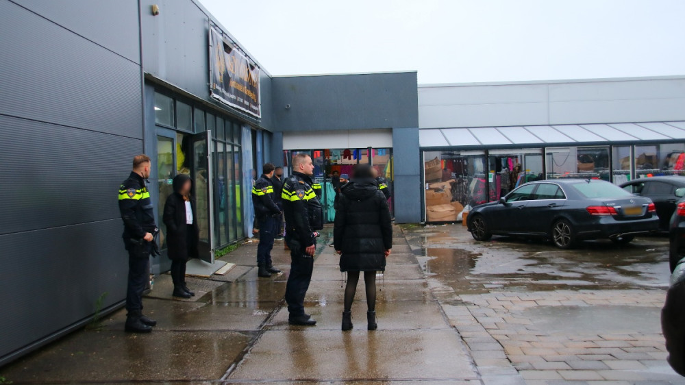 Man Neergestoken Bij Ruzie In Westpoort, Verdachte Aangehouden - AT5