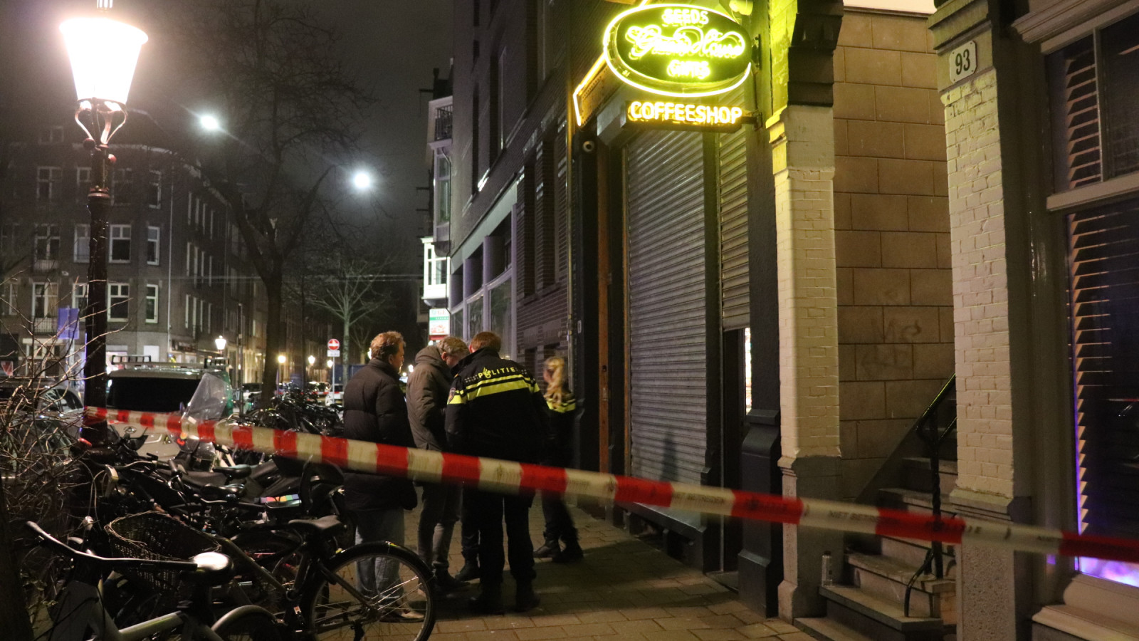 Overval op coffeeshop Tolstraat