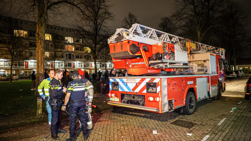 Woningbrand in Slotervaart, oorzaak vermoedelijk vuurwerk