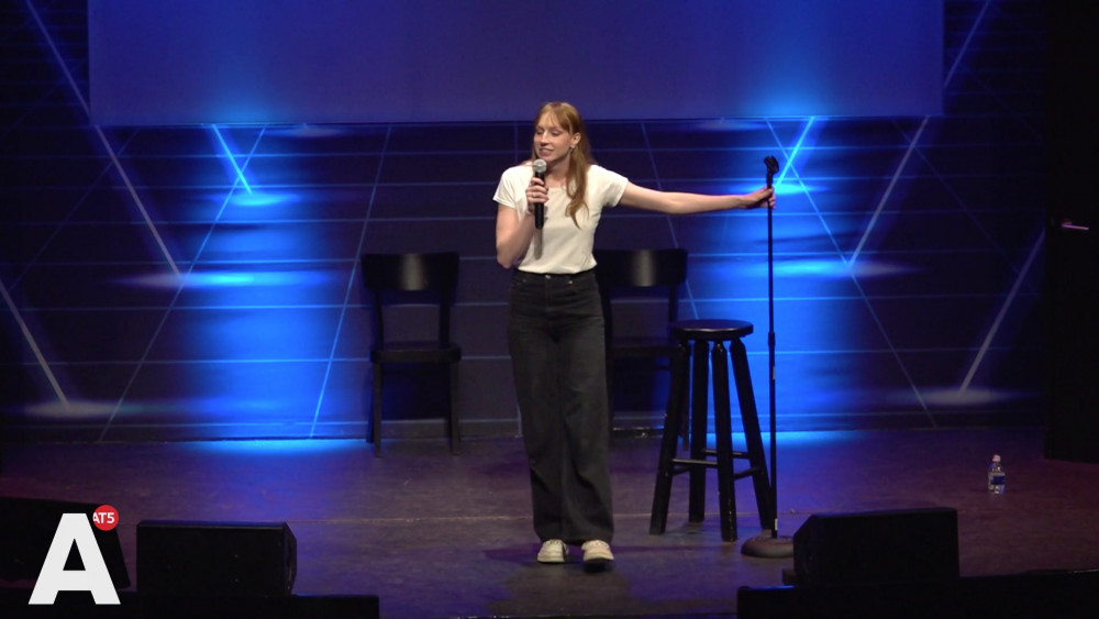 Comedy Night Stand Up for UvA Students and By: “Una grande stanza come quella fa paura”