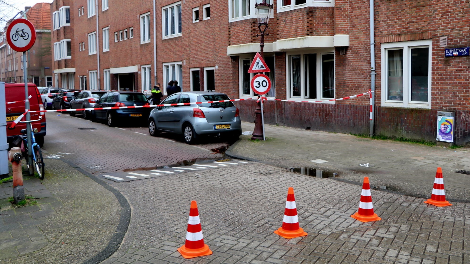Politie-onderzoek in Lutmastraat
